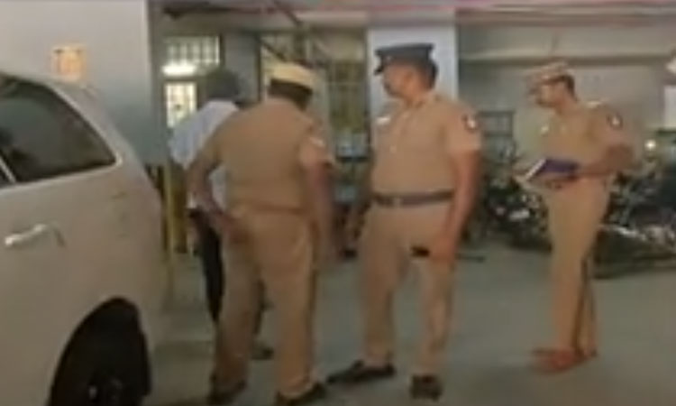 கோவை நகைக்கடையில் கொள்ளையடிக்கப்பட்ட நகைகள் மீட்பு..!