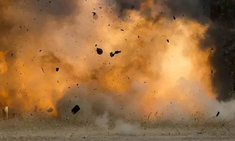 பிலிப்பைன்சில் கிறிஸ்தவ பிரார்த்தனை கூட்டத்தில் குண்டுவெடிப்பு- 3 பேர் பலி