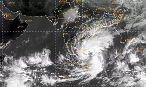 மிக்ஜம் புயல்: 110 கி.மீ. வேகம் வரை காற்று வீசக்கூடும்