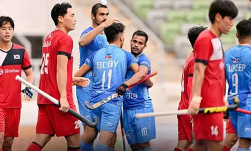 ஜூனியர் ஆண்கள் உலகக் கோப்பை ஆக்கி: தென்கொரியாவை வீழ்த்தி இந்தியா வெற்றி..! ஜூனியர் ஆண்கள் உலகக் கோப்பை ஆக்கி: தென்கொரியாவை வீழ்த்தி இந்தியா வெற்றி..!