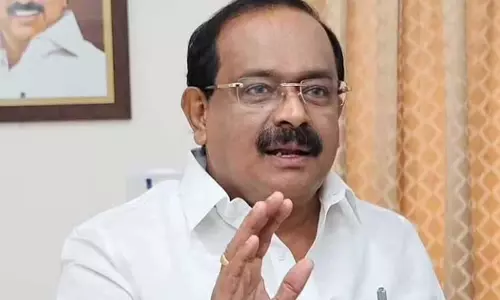  நியாய விலைக் கடைகளுக்கு  உணவுப் பொருட்கள் தடையின்றி வழங்கப்படுகின்றன  - அமைச்சர் சக்கரபாணி