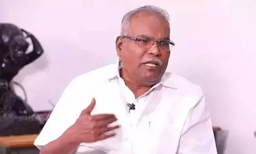 மிக்ஜம் புயல் பாதிப்பு: எம்.எல்.ஏ, எம்.பிக்களின் ஒரு மாத சம்பளத்தை நிவாரண நிதிக்கு வழங்குவதாக மார்க்சிஸ்ட் அறிவிப்பு மிக்ஜம் புயல் பாதிப்பு: எம்.எல்.ஏ, எம்.பிக்களின் ஒரு மாத சம்பளத்தை நிவாரண நிதிக்கு வழங்குவதாக மார்க்சிஸ்ட் அறிவிப்பு