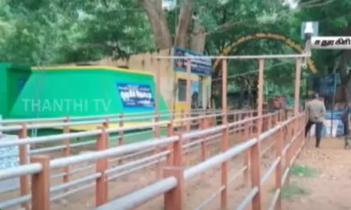 மலைப்பாதையில் வெள்ளப்பெருக்கு; சதுரகிரி கோவிலுக்கு பக்தர்கள் செல்ல தடை