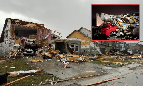 அமெரிக்கா:  சூறாவளி புயல், பலத்த இடி, மின்னலால் 6 பேர் பலி