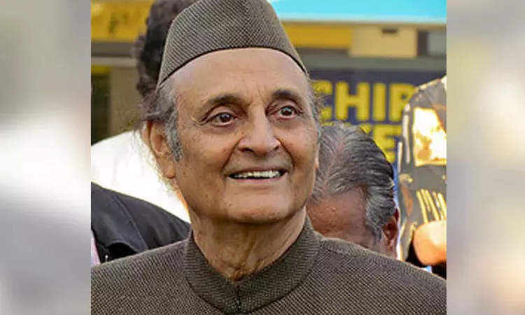 காஷ்மீர் விவகாரத்தில் சுப்ரீம் கோர்ட்டு  தீர்ப்பை ஏற்றுக் கொண்டுதான் ஆகவேண்டும்: கரண்சிங் கருத்து