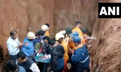 ஒடிசாவில் ஆழ்துளை கிணற்றுக்குள் சிக்கிய குழந்தை பத்திரமாக மீட்பு