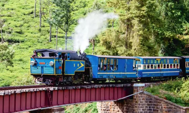 21 நாட்களுக்கு பிறகு தொடங்கியது ஊட்டி மலை ரெயில் சேவை