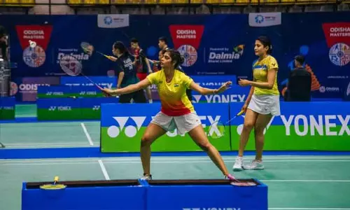 ஒடிசா மாஸ்டர்ஸ் பேட்மிண்டன்: இந்தியாவின் அஸ்வினி-தனிஷா ஜோடி இறுதிப்போட்டிக்கு முன்னேற்றம்