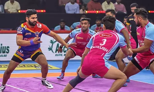 புரோ கபடி லீக்;  உ.பி.யோத்தாஸ் அணியை வீழ்த்தி ஜெய்ப்பூர் வெற்றி