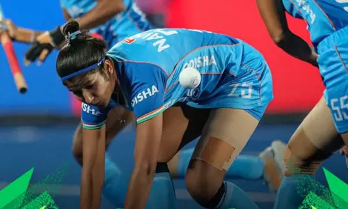 5 நாடுகள் ஆக்கி: அயர்லாந்துக்கு எதிரான ஆட்டத்தில் இந்திய மகளிர் அணி வெற்றி..! 5 நாடுகள் ஆக்கி: அயர்லாந்துக்கு எதிரான ஆட்டத்தில் இந்திய மகளிர் அணி வெற்றி..!