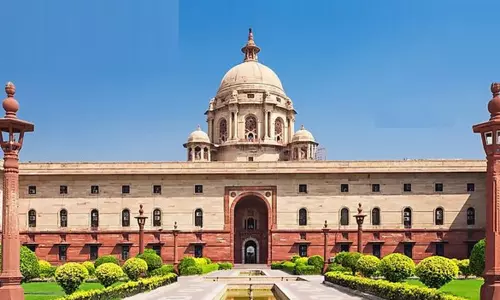 தமிழகத்திற்கு வரி பகிர்வாக ரூ.2,976 கோடியை விடுவித்தது மத்திய அரசு..!