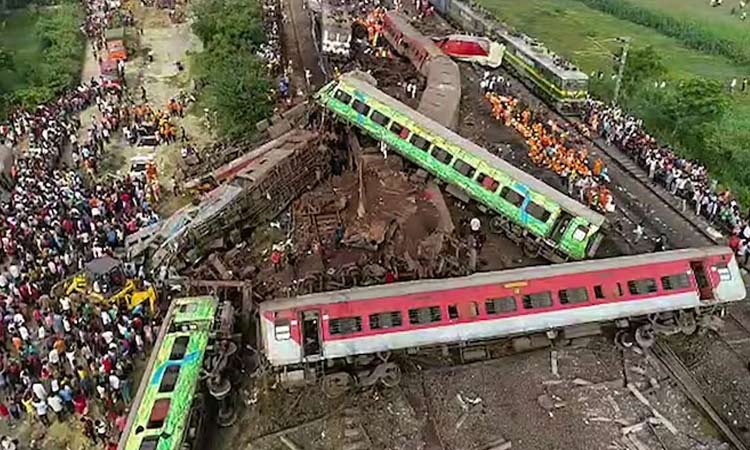 இந்தியாவை உலுக்கிய ஒடிசா ரெயில் விபத்து; 2023ம் ஆண்டில் நடைபெற்ற முக்கிய ரெயில் விபத்துக்கள் - ஒரு பார்வை
