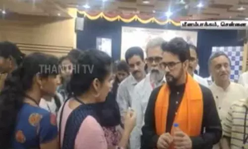 மல்யுத்த வீராங்கனைகள் விவகாரத்தில் கோர்ட்டுதான் முடிவெடுக்கும் - மத்திய மந்திரி அனுராக் தாக்குர் மல்யுத்த வீராங்கனைகள் விவகாரத்தில் கோர்ட்டுதான் முடிவெடுக்கும் - மத்திய மந்திரி அனுராக் தாக்குர்