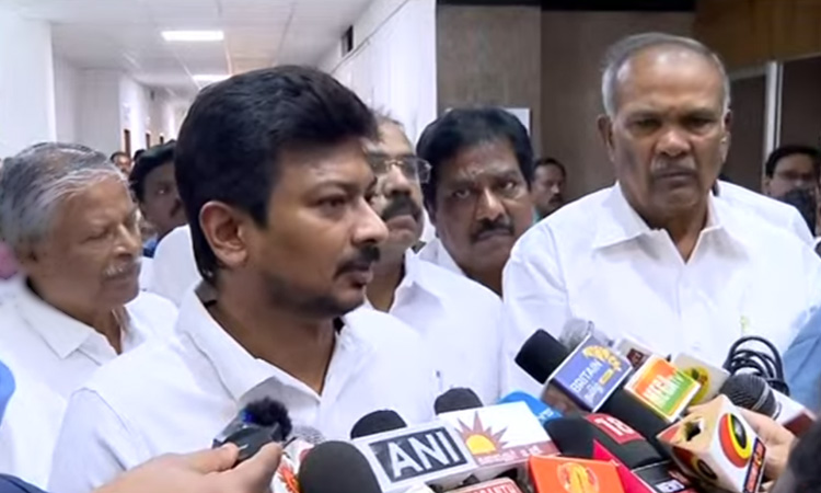 மழை வெள்ள பாதிப்புகளை ஆய்வு செய்தபின் உரிய நிதி கொடுப்பார்கள் என நம்புகிறோம் - அமைச்சர் உதயநிதி ஸ்டாலின்