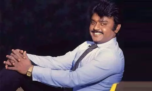 ஒரே ஆண்டில் 18 படங்கள்... யாரும் நினைத்துக்கூட பார்க்க முடியாத சாதனையை படைத்த விஜயகாந்த்...! ஒரே ஆண்டில் 18 படங்கள்... யாரும் நினைத்துக்கூட பார்க்க முடியாத சாதனையை படைத்த விஜயகாந்த்...!