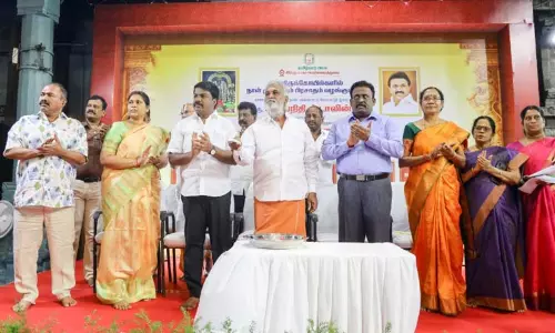 கோவில்களில் நாள் முழுவதும் பிரசாதம் -  அமைச்சர்  சேகர்பாபு தொடங்கி வைத்தார்..!