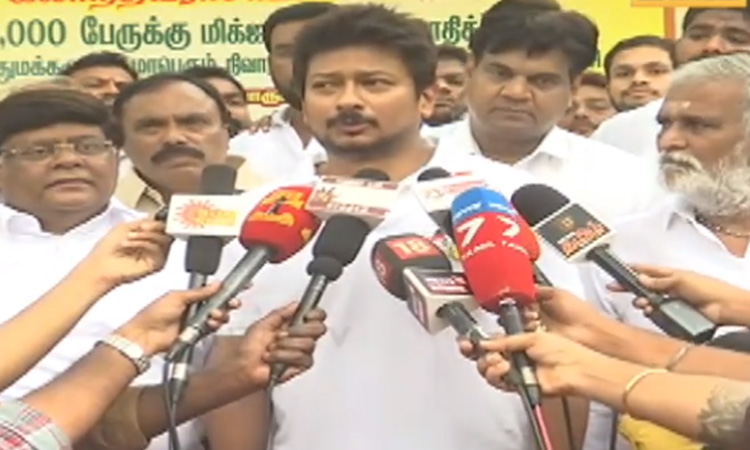 பொங்கல் தொகுப்புடன் ரொக்கம் வழங்குவது குறித்து முதல்-அமைச்சர் முடிவெடுப்பார்; அமைச்சர் உதயநிதி ஸ்டாலின்