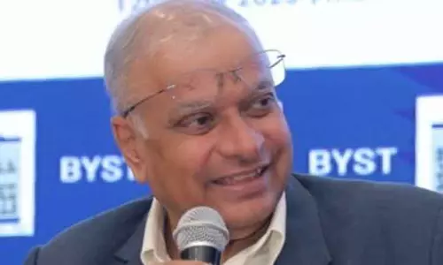 பிரதமர் செய்தியாளர்களை சந்தித்து 10 வருடங்கள் ஆகிறது - முன்னாள் தகவல் தொடர்பு ஆலோசகர் விமர்சனம்