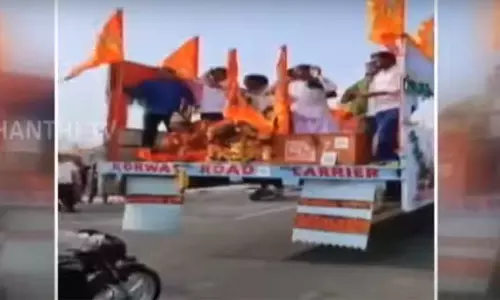 ராமர் கோவில் கும்பாபிஷேகத்திற்காக தயாரிக்கப்பட்ட 45 நாட்கள் எரியும் 108 அடி நீளமுள்ள அகர்பத்தி..!