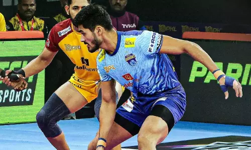 புரோ கபடி லீக்; தெலுங்கு டைட்டன்ஸ் அணியை வீழ்த்தி  பெங்கால் வாரியர்ஸ் வெற்றி