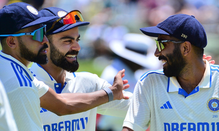 டெஸ்ட் தரவரிசை பட்டியலை வெளியிட்ட ஐசிசி...கோலி, ரோகித் முன்னேற்றம்..!