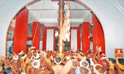 சாமித்தோப்பு அய்யா வைகுண்டசாமி தலைமைப்பதியில் தைத்திருவிழா கொடியேற்றத்துடன் தொடங்கியது