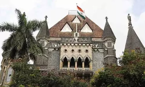 நாளை பொது விடுமுறையை ரத்து செய்ய வேண்டும் -  ஐகோர்ட்டில் மாணவர்கள் வழக்கு