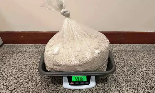 ஐதராபாத் விமான நிலையத்தில் ரூ.41 கோடி மதிப்பிலான போதைப்பொருள் பறிமுதல் - ஒருவர் கைது