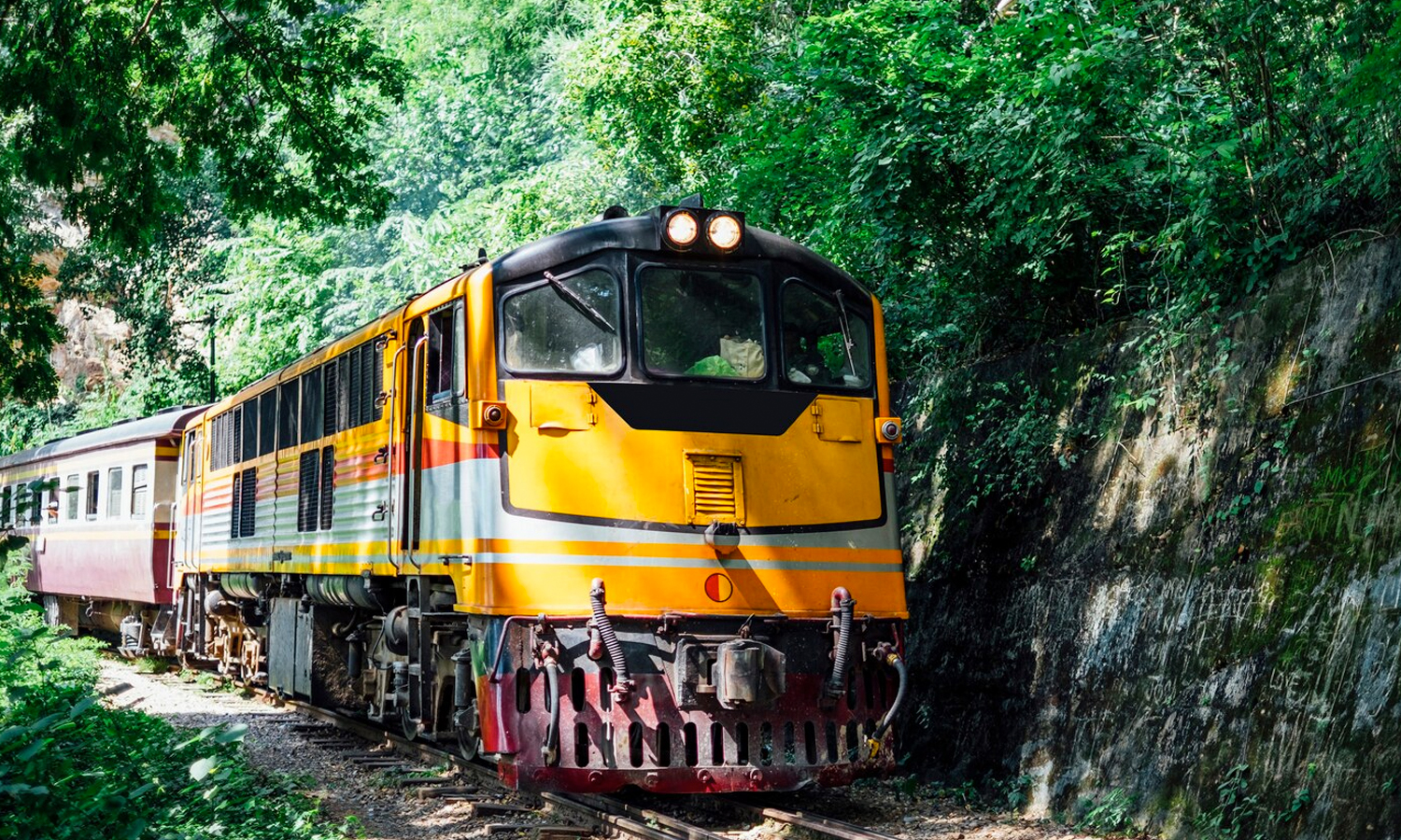 இந்த காலத்திலும் ரெயில் சேவை இல்லாத நாடுகளா..?வாங்க பார்க்கலாம்.