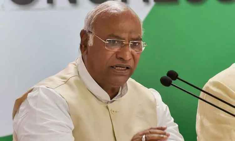 ராகுல் காந்தியின் பாதுகாப்பை உறுதி செய்ய வேண்டும் - அமித்ஷாவுக்கு மல்லிகார்ஜுன கார்கே கடிதம்