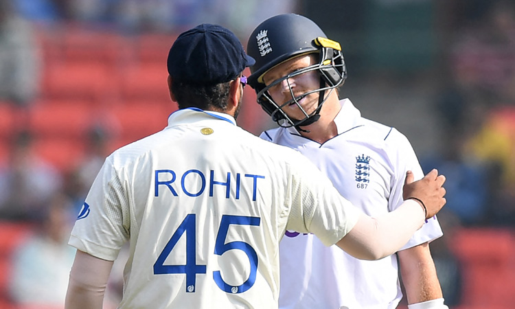 முதல் டெஸ்ட்; இரட்டை சதத்தை தவறவிட்ட போப்...இந்தியாவுக்கு 231 ரன்களை வெற்றி இலக்காக நிர்ணயித்த இங்கிலாந்து