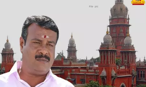 காவல்துறை மீது தவறான குற்றச்சாட்டு: நடிகர் இளவரசுக்கு ஐகோர்ட்டு எச்சரிக்கை