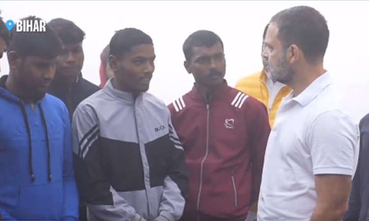 அக்னிபத் திட்டம் நாட்டின் புனிதமான உணர்வுகளுக்கு இழைக்கும் துரோகம் - ராகுல் காந்தி