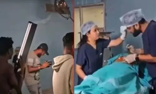 ஆபரேஷன் தியேட்டரில் திருமண போட்டோ ஷூட்- அதிகாரி அதிரடி உத்தரவு ஆபரேஷன் தியேட்டரில் திருமண போட்டோ ஷூட்- அதிகாரி அதிரடி உத்தரவு