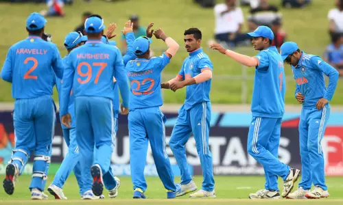 ஜூனியர் உலக கோப்பை இறுதிப்போட்டி; ஹர்ஜாஸ் சிங் அரைசதம் - ஆஸ்திரேலியா 253 ரன்கள் சேர்ப்பு