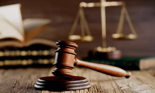 தாய்க்காக நேரமும், பணமும் செலவிடுவது குடும்ப வன்முறை அல்ல- மும்பை கோர்ட்டு தீர்ப்பு