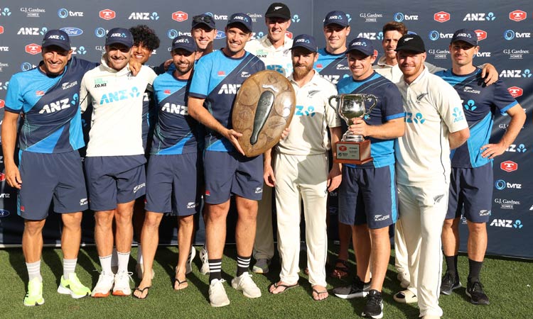 தென் ஆப்பிரிக்காவுக்கு எதிரான வெற்றி; டெஸ்ட் சாம்பியன்ஷிப் பட்டியலில் முதல் இடத்திற்கு முன்னேறிய நியூசிலாந்து