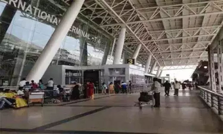 சென்னை ஏர்போர்ட்டில் ரூ.7 கோடி மதிப்புள்ள 'கஞ்சா' சிக்கியது : தப்பி ஓடியவரை தேடும் போலீஸ்