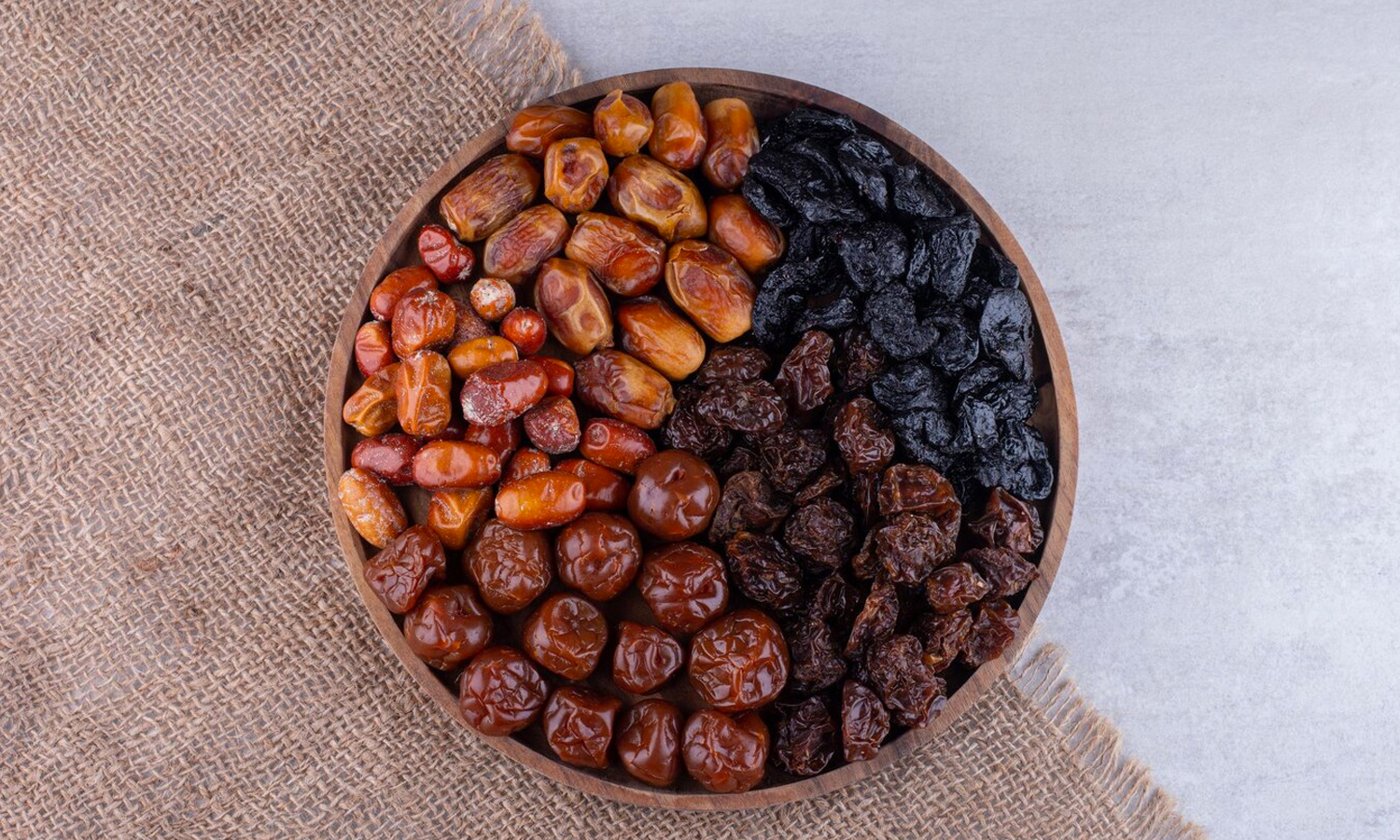 அளவுக்கு அதிகமாக பேரிச்சம் பழம் சாப்பிடுவதால் ஏற்படும் தீமைகள்...!