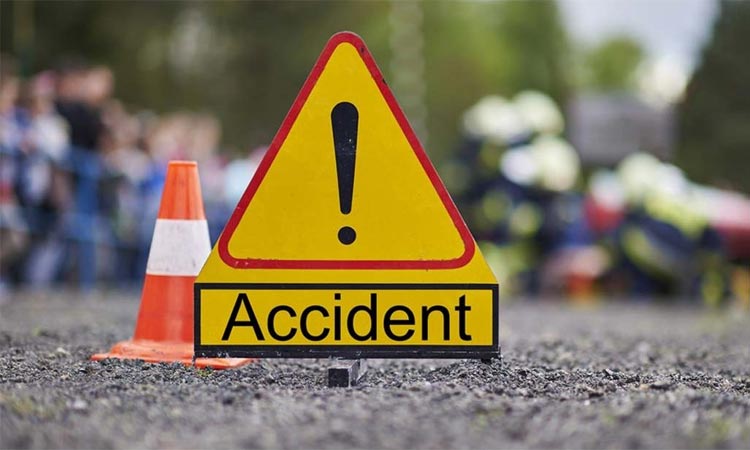 சாலை விபத்தில் அ.தி.மு.க. முன்னாள் எம்.எல்.ஏ. பலி