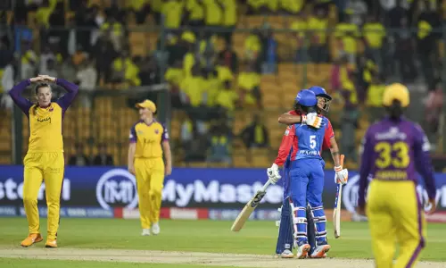 பெண்கள் பிரீமியர் லீக்: உ.பி. வாரியர்சை வீழ்த்தி டெல்லி கேப்பிட்டல்ஸ் அபார வெற்றி