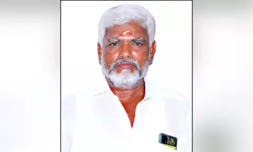 தி.மு.க. கவுன்சிலர் தந்தை கொலை வழக்கு: போலீசாரை கண்டதும் தப்பி ஓடிய அண்ணன்-தம்பிக்கு கால் முறிந்தது