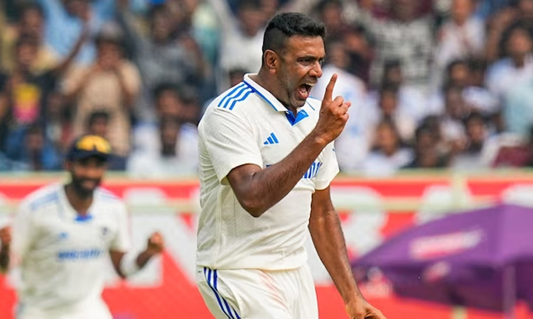 இங்கிலாந்துக்கு எதிரான 5-வது டெஸ்ட்:  தமிழக வீரராக அஸ்வின் படைக்க உள்ள வரலாற்று சாதனை