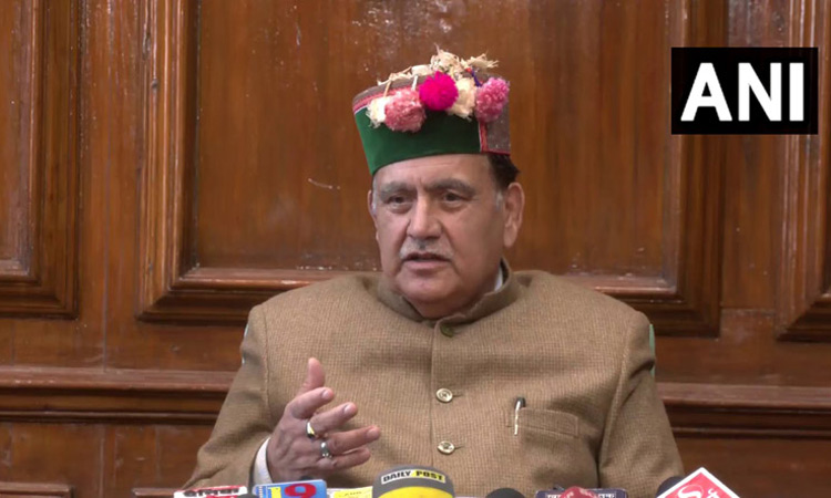 இமாசல பிரதேசத்தில் அதிருப்தி காங்கிரஸ் எம்.எல்.ஏ.க்கள் 6 பேர் தகுதி நீக்கம்.. சபாநாயகர் அதிரடி