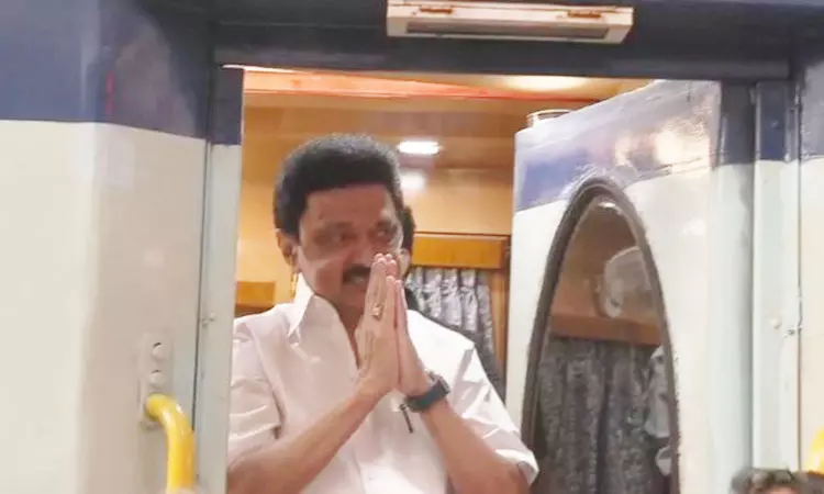 திருச்செந்தூர் எக்ஸ்பிரஸ் ரெயிலில் மயிலாடுதுறை புறப்பட்டார் முதல்-அமைச்சர் மு.க.ஸ்டாலின்