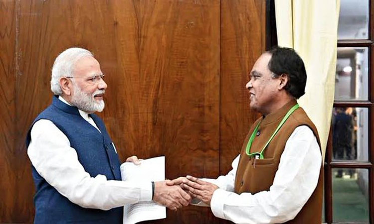 மேற்கு வங்காளம்: ஜார்கிராம் தொகுதி பா.ஜ.க. எம்.பி. குனார் ஹெம்ப்ராம் ராஜினாமா செய்தார்