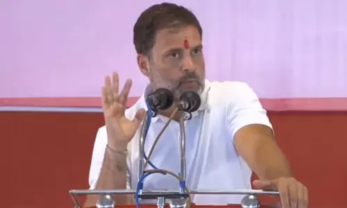 ஆண்டுக்கு ரூ.1 லட்சம், அரசு வேலைகளில் 50 சதவீத ஒதுக்கீடு.. பெண்களுக்கு வாக்குறுதிகளை வாரி வழங்கிய ராகுல் காந்தி