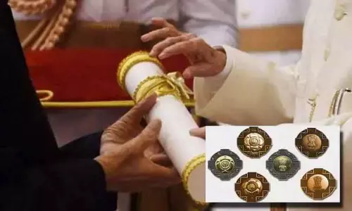 பத்ம விருது பெற்றவர்களுக்கு மாதந்தோறும் ரூ.25,000   - ஒடிசா அரசு அறிவிப்பு