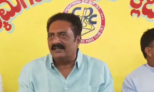 ஜனநாயக நாட்டில் எந்தக் கட்சியும் 400-இடங்களுக்கு மேல் வெற்றி பெறாது: பிரகாஷ் ராஜ் ஜனநாயக நாட்டில் எந்தக் கட்சியும் 400-இடங்களுக்கு மேல் வெற்றி பெறாது: பிரகாஷ் ராஜ்