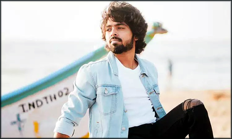 பாலிவுட்டில் ஹீரோவாக அறிமுகமாகிறாரா ஜி.வி. பிரகாஷ்?